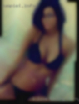 I love having sex I going horny women from Winnipeg the distance.