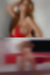 Amelia 50 year old VA couple want to try swinging horny girls!